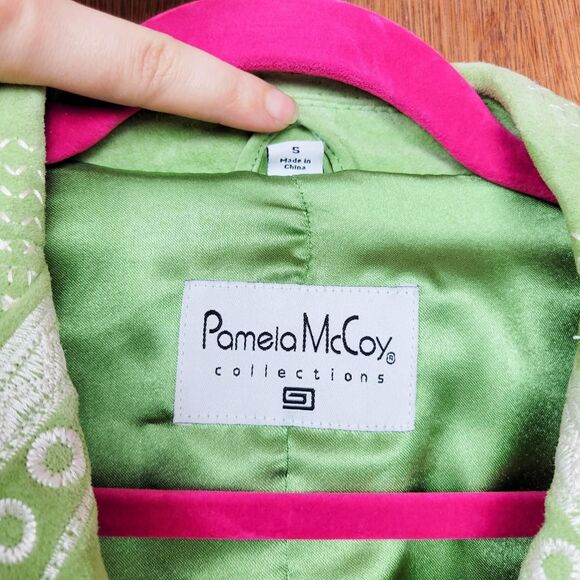 Vintage 90s/Y2K Pamela McCoy Lime Green Embroidered Suede Jacket - Picture 5 of 8